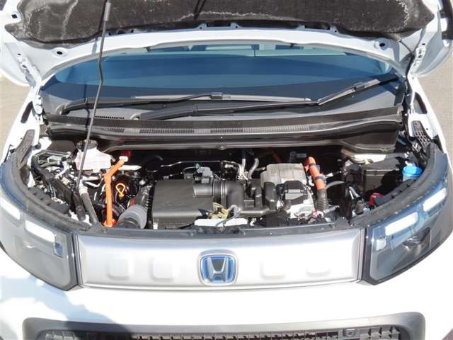 フリード1.5 e:HEV クロスター