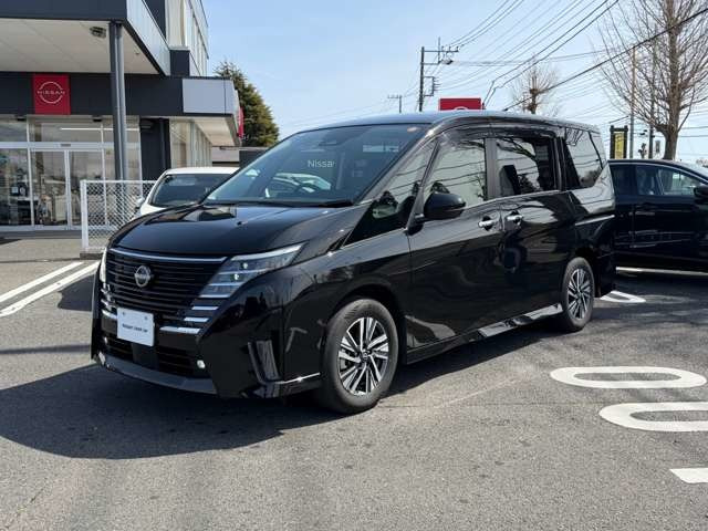 セレナ1.4 e-POWER ハイウェイスターV