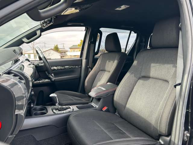 当店ではご契約頂きましたお客様にドライブレコーダーやガラスコーティング施工など、お値段を抑えてご提供させて頂いております。詳細はスタッフまでお気軽にお問い合わせくださいませ。