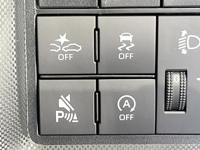 �y�A�C�h�����O�X�g�b�v�z�ԐM����a�؂Œ�Ԃ����ۂɃG���W�����~���A���ʂȔR���̏����}���܂��B�R��������ی�ɂȂ���@�\��G���W���̓u���[�L�𗣂��΍Ďn�����܂��B