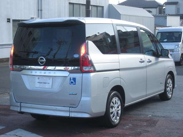 セレナ2.0 X チェアキャブ スロープタイプ 車いす1名 セカンド仕様