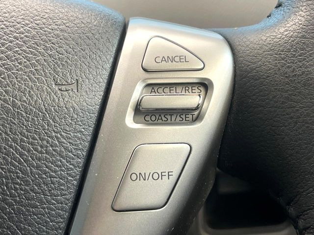 �y�N���[�Y�R���g���[���z�������H�����N���N���s�B�A�N�Z���𗣂��Ă���葬�x�ő��s���ł��A�������^�]���̕��S���y��!�����E�������ȒP�ȃX�C�b�`����Œ����ł��܂��B