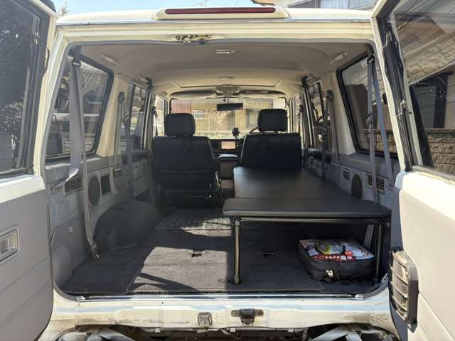 気になるお車がありましたら右の電話番号から直接お店にお問い合わせください。支払方法から車両情報、状態までなんでもご説明させて頂きます。スタッフ一同ご連絡お待ちしております。