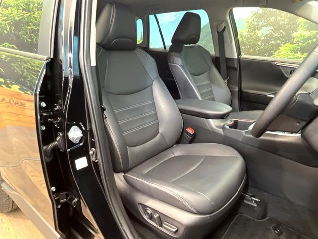 �y���烌�U�[�V�[�g�z����̂ӂ���肪�e�ՂŃ����e�i���X�����ȒP�ȁA�@�\���ɗD��鍇����v���̗p�����㎿�ȃV�[�g�ł��B����S�n���悭�A���������ӂ��S�n�ǂ��ԓ���Ԃ����o���Ă���܂��B