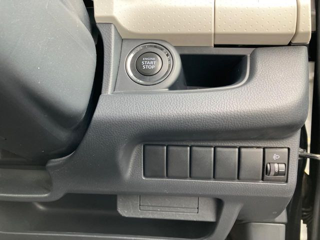 �y�C���e���W�F���g�L�[�z�J�o����|�P�b�g�ɓ��ꂽ�܂܂ł��h�A�̎{���E�������\�ȃX�}�[�g�L�[�𑕔��B�G���W���̃I���E�I�t�����J�M�����o���K�v����������Ƃ��Ă��֗��ł���