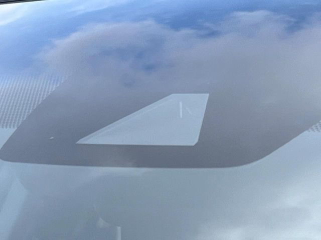 �y�g���^�Z�[�t�e�B�Z���X�z���s���ɑO���̎ԗ�����F�����A�Փ˂������Ȏ��͌x��ƃu���[�L�ŏՓˉ���Ɣ�Q�y�����A�V�X�g�B�����S�Ƀh���C�u�����y���݂��������܂��B