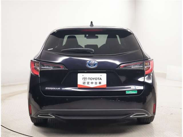 カローラツーリング1.8 ハイブリッド W×B