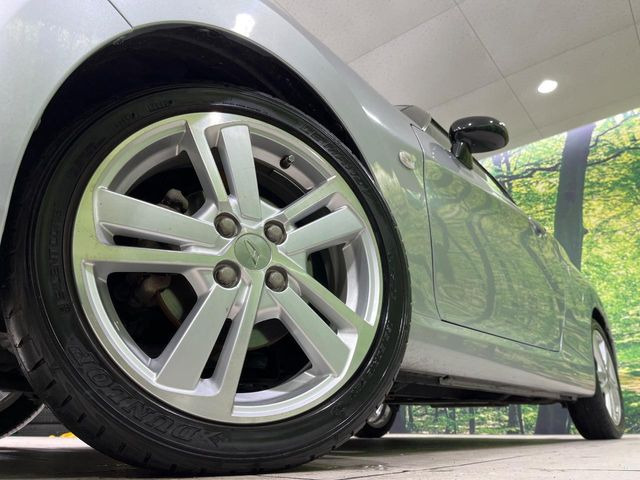 �y����16�C���`�A���~�z�C�[���z�O�ςɃ}�b�`���������A���~�z�C�[���𑕒����Ă���܂��B�e��ЊO�A���~�z�C�[����A�X�^�b�h���X�^�C�����戵�����Ă���܂��B���񂲑��k����������