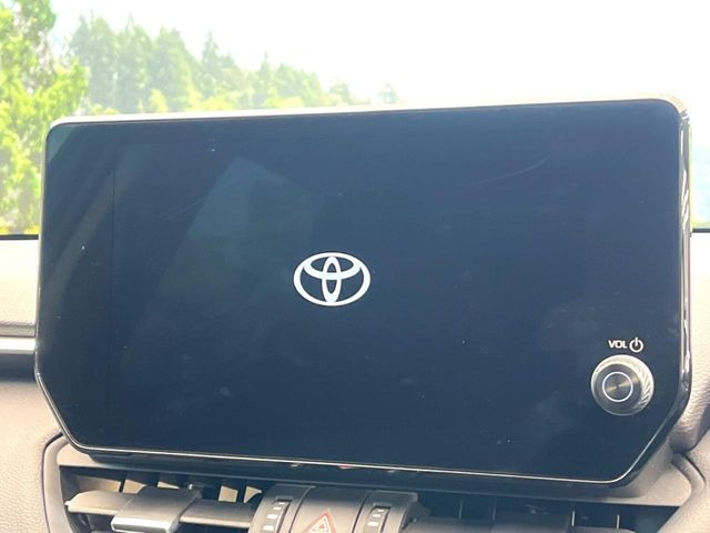 �y10.5�C���` �f�B�X�v���C�I�[�f�B�I�z���ʂ̃f�B�X�v���C��AppleCarPlay��AndroidAuto�����p�\�B�傫�ȉ�ʂŃX�}�z�i�r�A�v���������p���������܂���