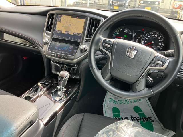 ���Ӓ菑�t���ň��S����O�ҋ@��(JAAA���{�����ԊӒ苦��)�̃v���Ӓ�m�ɂ���Ď��q��Ԃׂ̍��ȕ����܂ŊӒ���s�Ȃ��Ă��܂�!���ÎԂ̕s��������������S�ł��܂���!