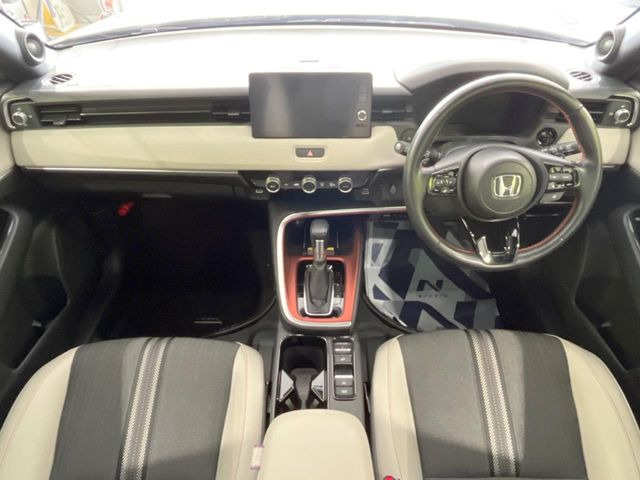 ヴェゼル1.5 e:HEV プレイ