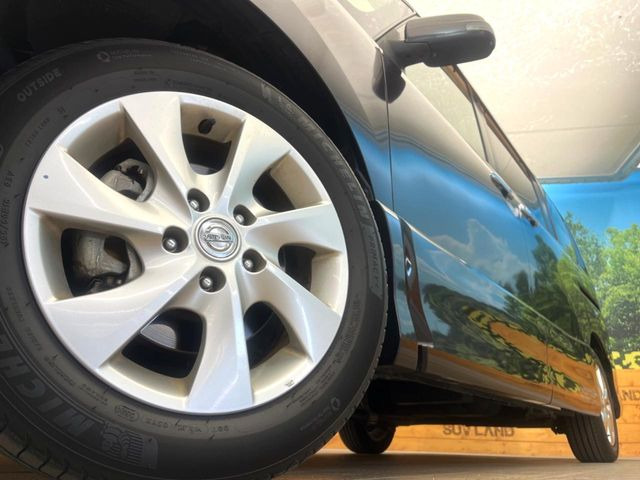 �y����16�C���`�A���~�z�C�[���z�O�ςɃ}�b�`���������A���~�z�C�[���𑕒����Ă���܂��B�e��ЊO�A���~�z�C�[����A�X�^�b�h���X�^�C�����戵�����Ă���܂��B���񂲑��k����������