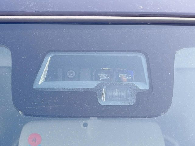 �y�X�Y�L �Z�[�t�e�B�T�|�[�g�z���s���ɑO���̎ԗ�����F�����A�Փ˂������Ȏ��͌x��ƃu���[�L�ŏՓˉ���Ɣ�Q�y�����A�V�X�g�B�����S�Ƀh���C�u�����y���݂��������܂��B