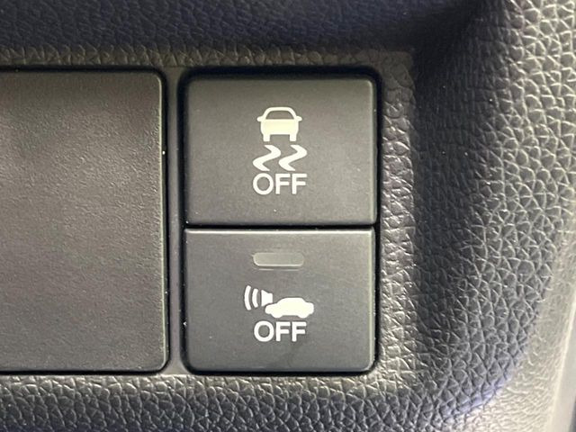 �y������h�~���u�z�ԗ��̉���������m����ƁA�����I�Ɏԗ��̐i�s������ۂ悤�Ɏԗ��𐧌䂵�܂��B�J�̓��ȂǊ���₷���H�ʏ󋵂ł����S�ȉ^�]���\�ł��B