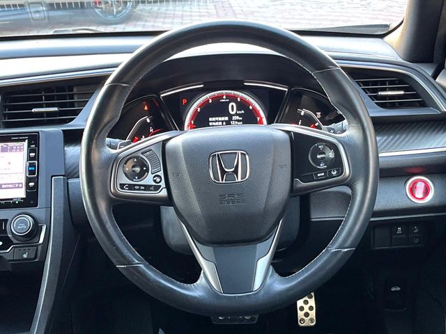 �y�����v�����X�e�A�����O�z�㎿�Ȋv���g�p���邱�ƂŁA��ɂ����������݂ƂĂ��^�]���₷���n���h���ł���