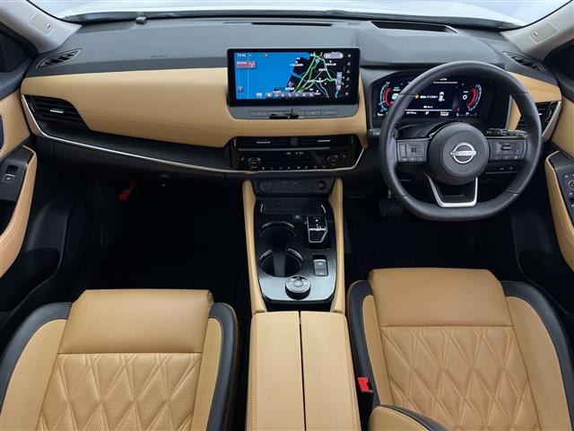 エクストレイル1.5 G e-4ORCE 4WD