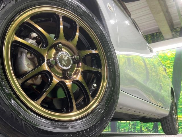 【14インチアルミホイール】外観にマッチしたアルミホイールを装着しております。各種アルミホイールや、スタッドレスタイヤも取扱いしております。是非ご相談ください♪