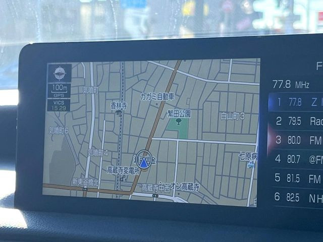 �y���[�J�[�����i�r�z�C���e���A�ɗn�����ރX�^�C���b�V���ȁu��p�݌v�v���[�J�[�i�r�𑕔��􎋔F���⑀�쐫�ȂǊ�{���\�ɂ��D��A���㎿�ȃJ�[���C�t�����y���݂��������܂��B