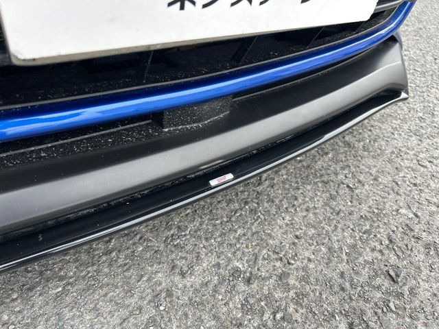 �ySTI�G�A���p�b�P�[�W�z�t�����g�E�T�C�h�E���A��STI�̃G�A���œ���B�O�ς̃X�|�[�e�B�[�����ۗ������Ă���邾���łȂ��A�������s���̋�̓o�����X���œK�����Ă���܂��B