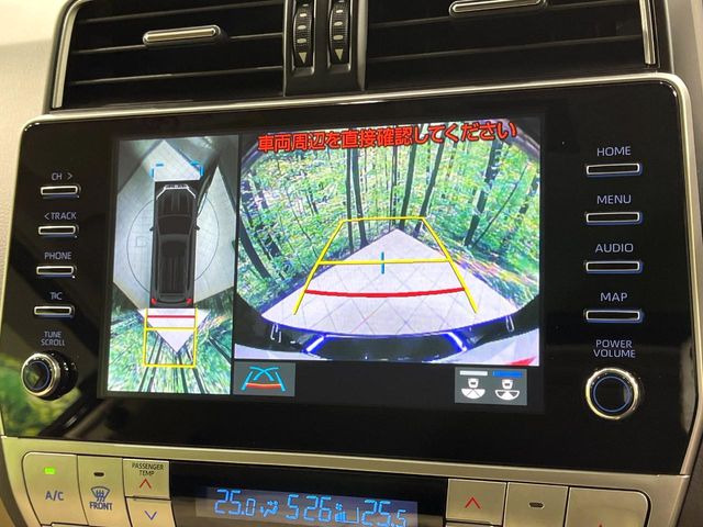 �y�p�m���~�b�N�r���[���j�^�[�z��p�̃J�����ɂ��A�ォ�猩���낵���悤�Ȏ��_��360�x�N���}�̎��͂��m�F���邱�Ƃ��ł��܂������p�������m�F���₷���A�����ꏊ�ł̐؂�Ԃ��⒓�Ԃ��X���[�Y�ɍs���܂��B