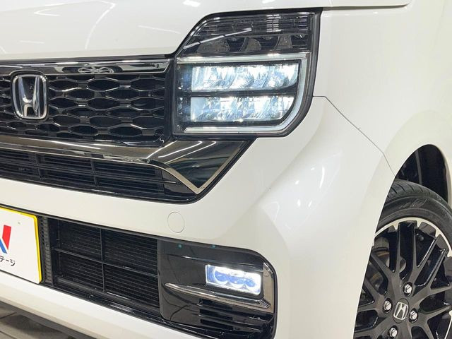 �yLED�w�b�h���C�g�z���V����ԑ��s�����ǍD�Ȏ��E���m�ۂ����S���ĉ^�]�ł��鍂�P�xLED�w�b�h���C�g�𑕔�!�_�����x�������A����d�͂��}�����Ă��܂��B