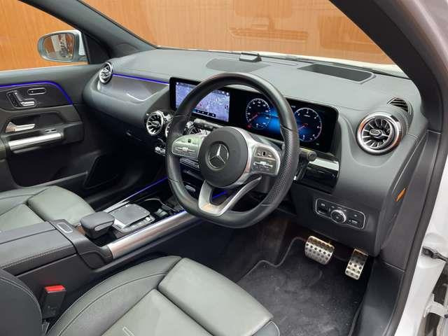 GLAクラスGLA200d 4マチック AMGライン 4WD