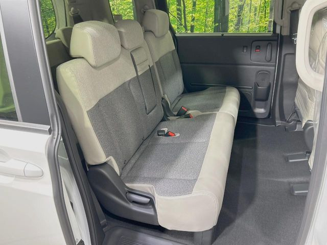 ���i���ȃI���W�i���t���A�}�b�g���I�v�V�����ɂĂ��p�ӂ��Ă���܂��B���D���ȃf�U�C����J���[�����Ԃɍ��킹�đI��ł����������Ƃ��ł��܂���