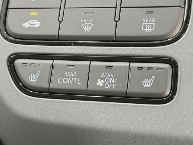 �y�V�[�g�q�[�^�[�z�������ɏd�󂷂�V�[�g�q�[�^�[!�G�A�R����葁�����܂��Ă����̂Ŋ�����̐l�����S�ł��ˁ�G�A�R���̉����͊������邩����A�Ƃ������ɂ����������߂ł��B