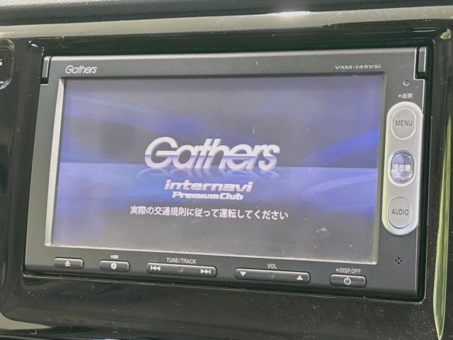 �y���[�J�[�����i�r�z�C���e���A�ɗn�����ރX�^�C���b�V���ȁu��p�݌v�v���[�J�[�i�r�𑕔��􎋔F���⑀�쐫�ȂǊ�{���\�ɂ��D��A���㎿�ȃJ�[���C�t�����y���݂��������܂��B