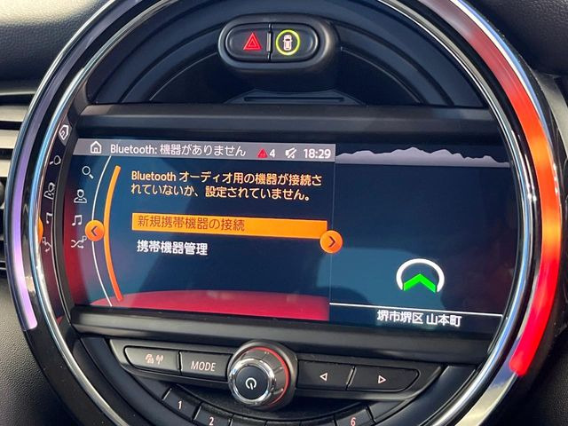 ��Bluetooth:���莝���̃X�}�[�g�t�H���ȂǂƐڑ����A�n���Y�t���[�ʘb��Տꊴ����~���[�W�b�N�Đ������y���݂��������܂��B�����ڑ��ł��̂Ŕς킵��������܂����