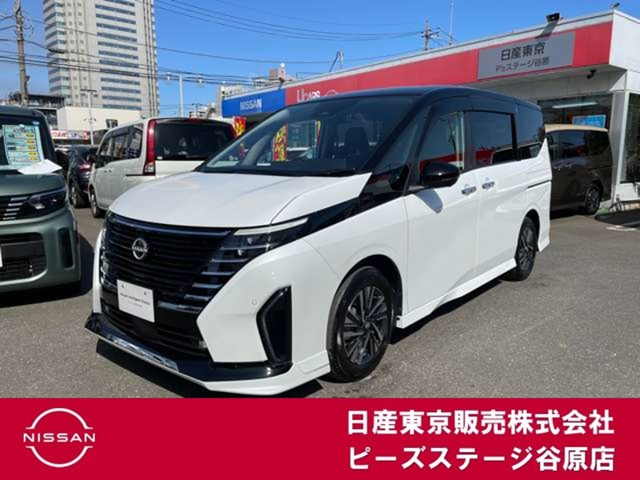 セレナ1.4 e-POWER ハイウェイスターV