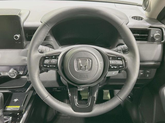 �y�����v�����X�e�A�����O�z�㎿�Ȋv���g�p���邱�ƂŁA��ɂ����������݂ƂĂ��^�]���₷���n���h���ł���