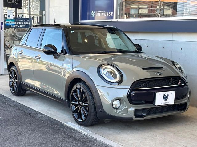 �������t�т̕ۏ؂̑��A���S�̍Œ�3�N�E���s�������ۏ�(�L��)�����p�ӁB�A���Ԃ����S���Ă��y���݂���������l�A�ۏؓ��e���[���͂������A�����_��&�I�C�������⃍�[�h�T�[�r�X���t�т��Ă���܂��B