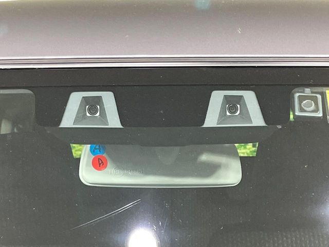 �y�X�Y�L �Z�[�t�e�B�T�|�[�g�z���s���ɑO���̎ԗ�����F�����A�Փ˂������Ȏ��͌x��ƃu���[�L�ŏՓˉ���Ɣ�Q�y�����A�V�X�g�B�����S�Ƀh���C�u�����y���݂��������܂��B