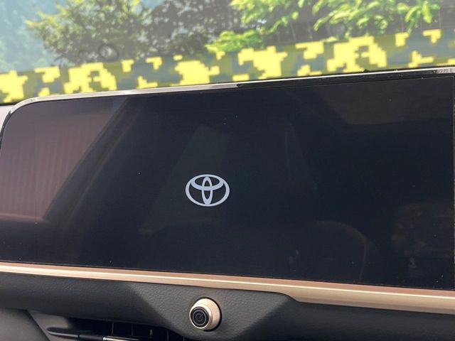 �y12.3�^�i�r�@�\�t���f�B�X�v���C�I�[�f�B�I�z�i�r�@�\���ڂ̑��A�������̃X�}�[�g�t�H���ƘA�g���āA�i�r��bluetooth�ł̉��y�Đ����\�ł���f�U�C���͂�����񑀍쐫���ǍD!