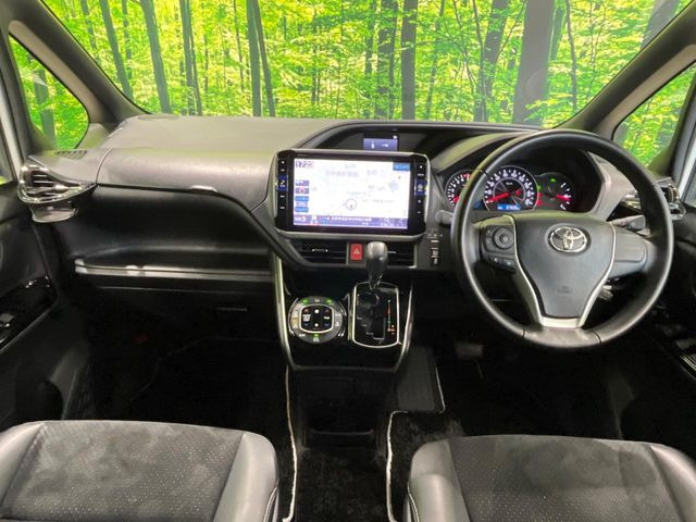 ヴォクシー2.0 ZS 煌III