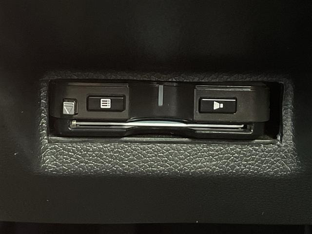 シャトル1.5 ハイブリッド