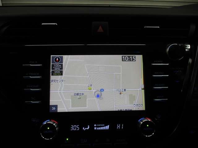 カムリ2.5 WS E-Four 4WD