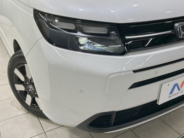 �yLED�w�b�h���C�g�z���V����ԑ��s�����ǍD�Ȏ��E���m�ۂ����S���ĉ^�]�ł��鍂�P�xLED�w�b�h���C�g�𑕔�!�_�����x�������A����d�͂��}�����Ă��܂��B