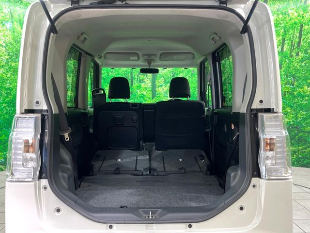 ���i�̂���������ʋ΁A���}���ɏ\���ȉ׎��X�y�[�X���m�ۂ��Ă���܂��B�Z�J���h�V�[�g��|���ƁA�傫�ȉו��̐ύڂ��\�ł���