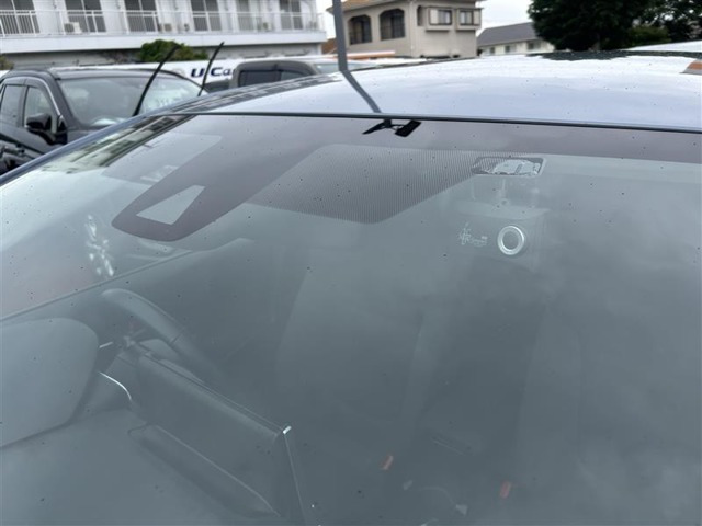 カローラ1.8 ハイブリッド S