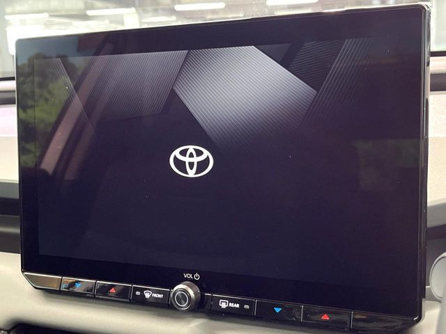 �y12�C���` �f�B�X�v���C�I�[�f�B�I�z���ʂ̃f�B�X�v���C��AppleCarPlay��AndroidAuto�����p�\�B�傫�ȉ�ʂŃX�}�z�i�r�A�v���������p���������܂���