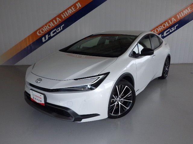 プリウス2.0 G E-Four 4WD