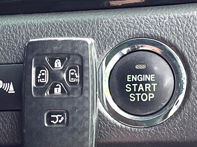 �y�����p���[�X���C�h�h�A�z�X�}�[�g�L�[��^�]�Ȃ̃X�C�b�`�Ō�ȗ����X���C�h�h�A�̊J���\���d��������͂����ăh�A���J����K�v�������A�����Ȃ��q�l�ł��ȒP�ɊJ���߂ł����K�ł���