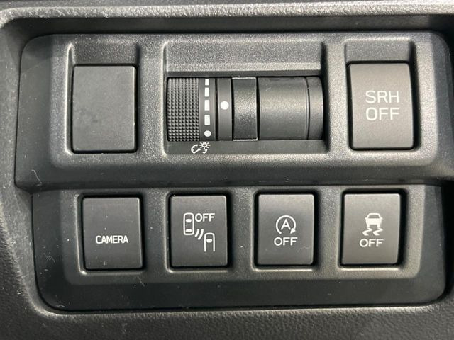 �y�����r�[�N���f�B�e�B�N�V�����z���s���A�h�A�~���[�̎��p�ɂȂ�₷���ӏ��Ɍ㑱�Ԃ��ڋ߂���ƃT�C�h�~���[�t�߂Ɍx����\���A�h���C�o�[�ɒ��ӊ��N�ƁA����̍ۂ̓n���h��������A�V�X�g�����܂��B