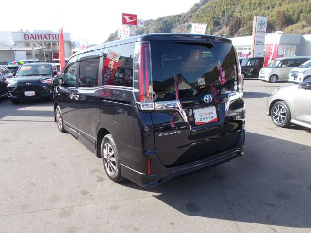 エスクァイアハイブリッド1.8 Gi