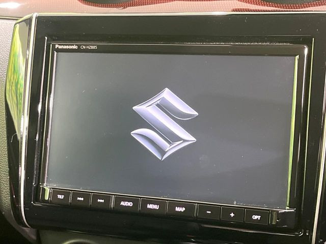 �y����8�^�i�r�z�l�C�̏����i�r�𑕔��B�I�[�f�B�I�@�\���[�����Ă���ABluetooth�ڑ�����΂������̃X�}�z��MP3�v���C���[�̉��y���Đ��\!�����̉^�]������Ɋy�����Ȃ�܂�!!