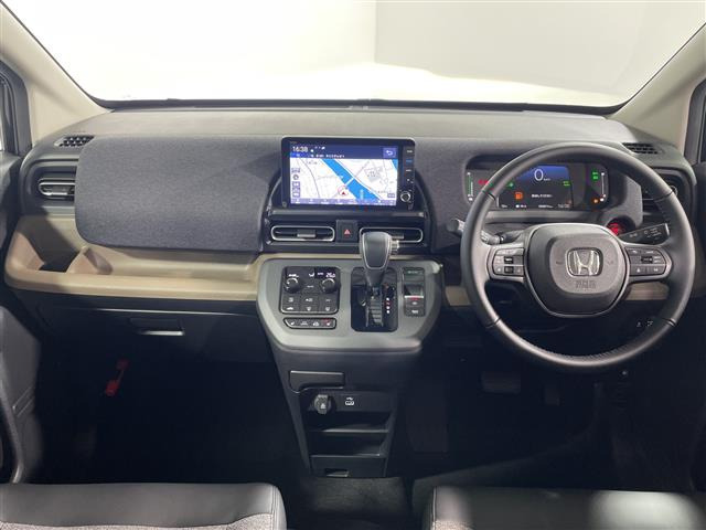 フリード1.5 e:HEV エアー EX