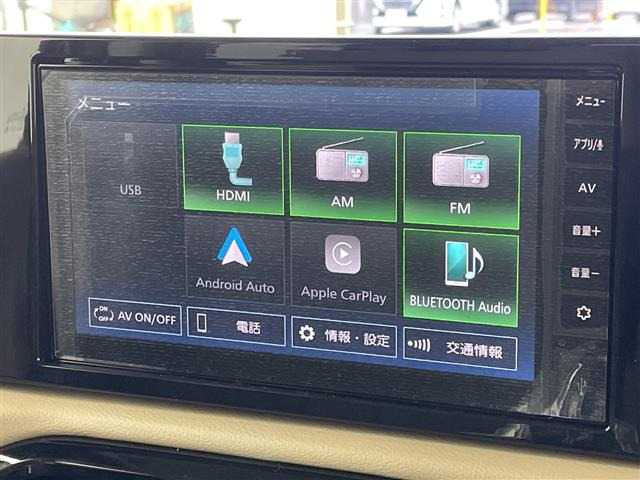 デリカミニT プレミアム 4WD