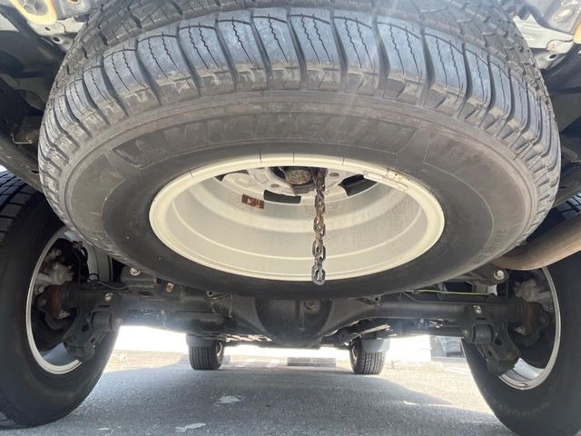 ����肪���ꂢ�Ȃ����ɁA�h�K���H�̎{�H���I�X�X���B�~��n��͂������A���ݕ��ɂ��Z���̕���A��Ń}�����E�E�B���^�[�X�|�[�c���������ɂ��D�]���������Ă���܂��B